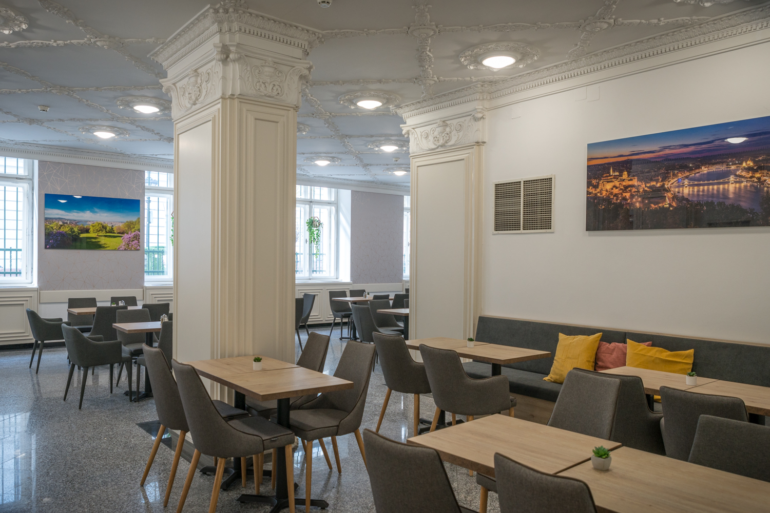 Cafe Brunch Budapest - Bazilika.jpg
