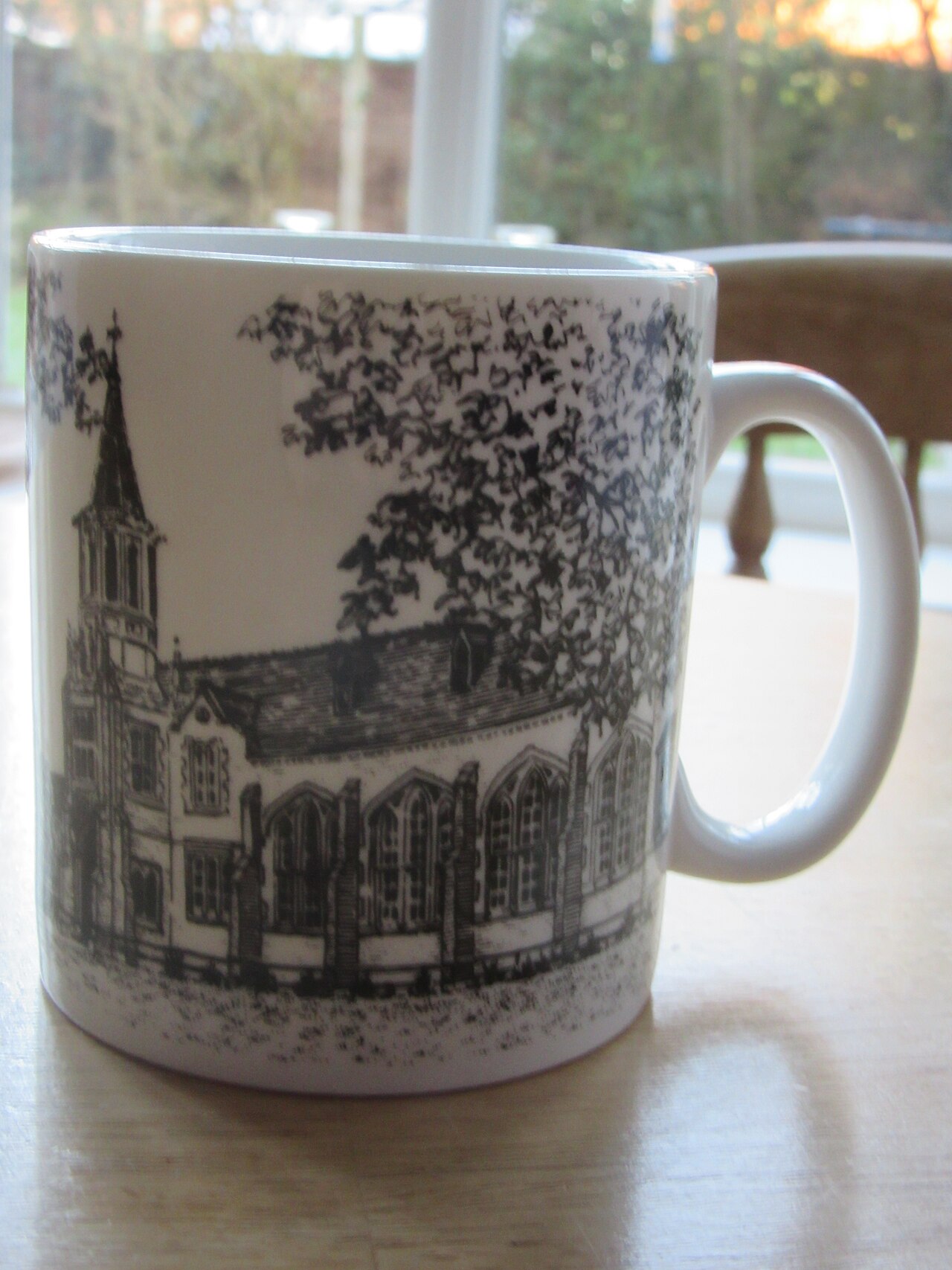 2003 Retford King Edward VI Grammar School closure ceramic mug 3.jpg