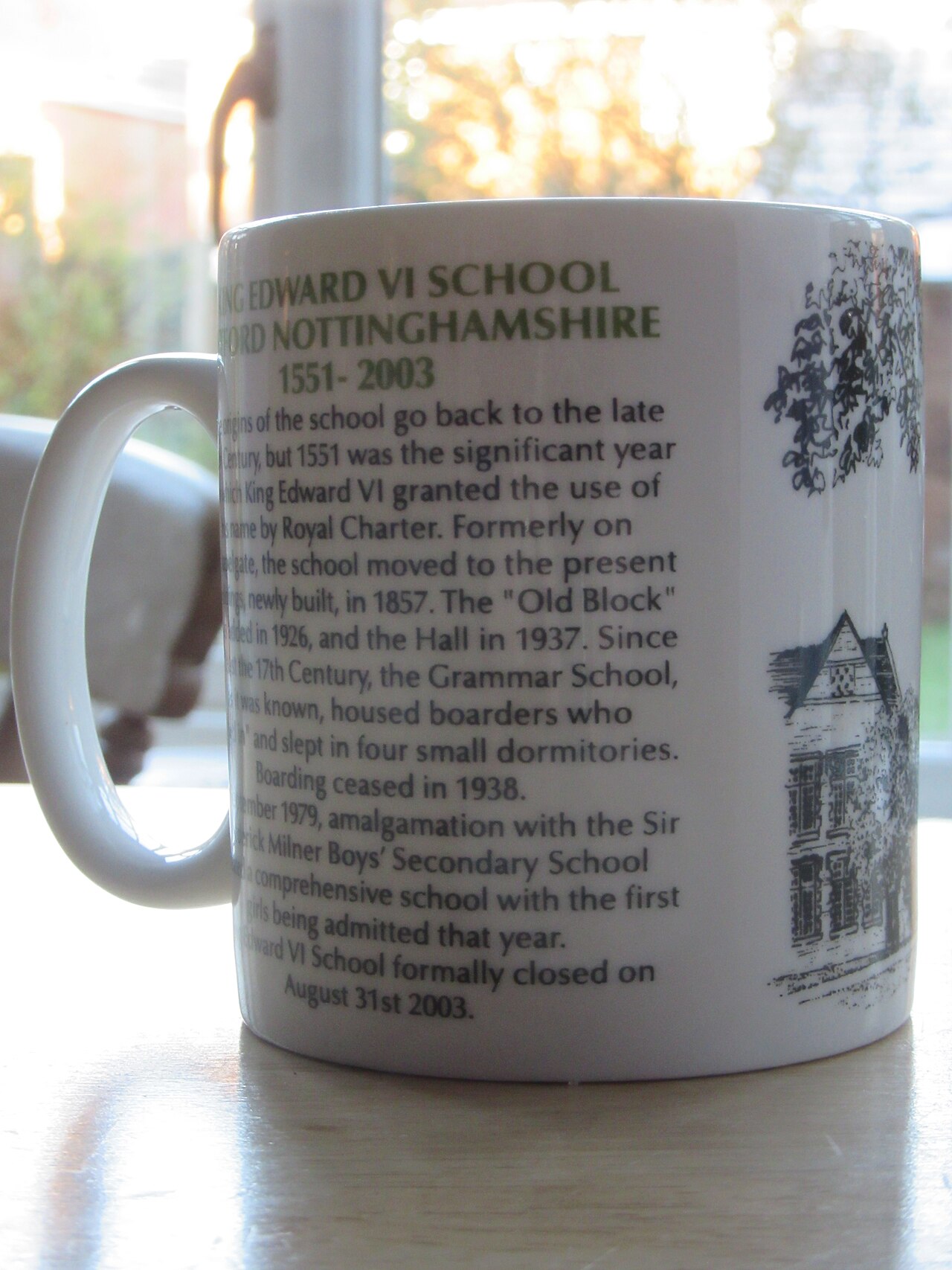 2003 Retford King Edward VI Grammar School closure ceramic mug 2.jpg