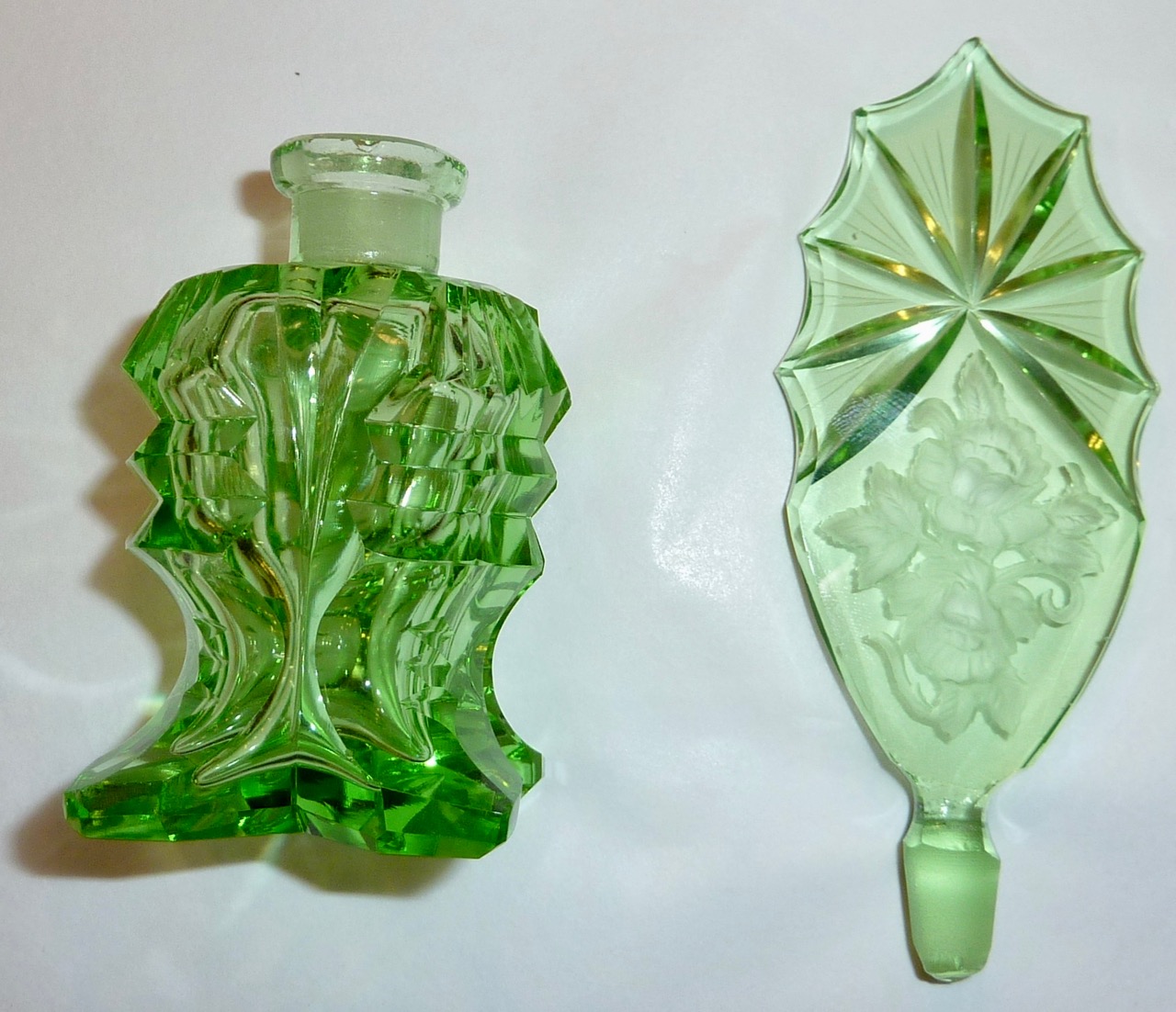 Czech Glass Perfume Bottle-3.jpg