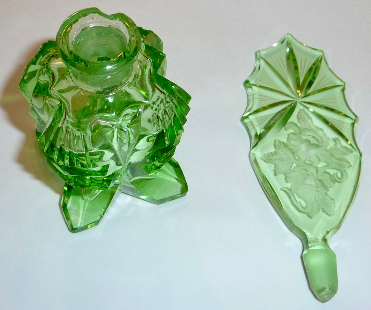 Czech Glass Perfume Bottle-2.jpg